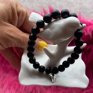 Anzie onyx bracelet with silver shark’s tooth